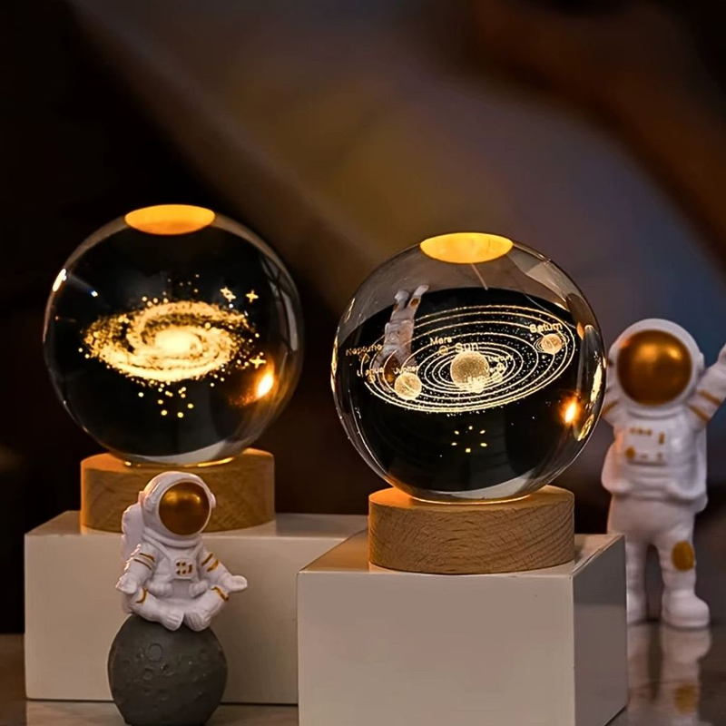 Luminária Decorativa Globo LED Lua Galáxia Sistema Solar Astronauta Bola De Cristal